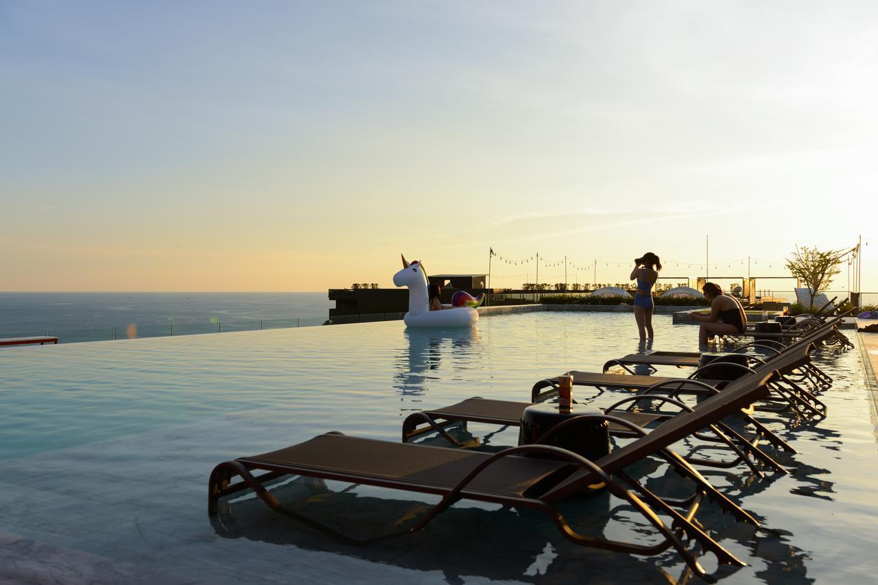 The Galleri By Katathani (Adults Only) Phuket Exterior photo